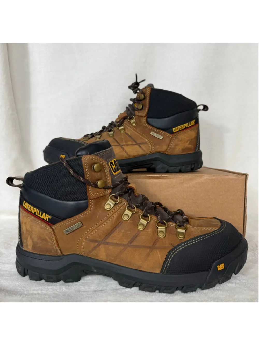Men's Caterpillar Waterproof Slip Resistant Work Boots P74128 Steel Toe 11.5